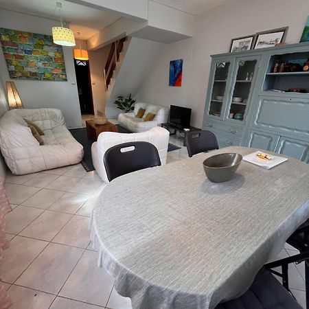 Maison Sandra Montchoisy Extérieur photo